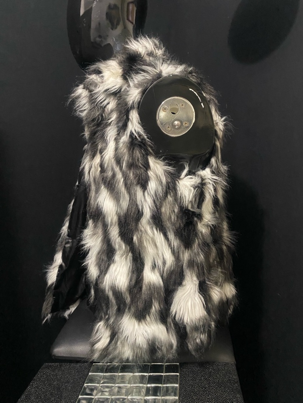 Marc New York Black and White Faux Fur Vest - Picture 3 of 15